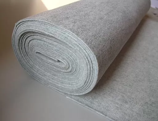 A felt made of polyester fiber